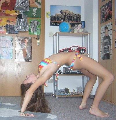 Cara (18) in Michigan | Casual Dating with Older Men