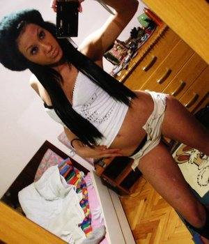 Photo of Alexus (20) from West Covina, CA dating profile