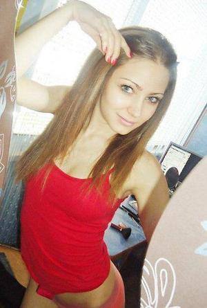Tammy, 21, South Carolina | Nearby Adult Singles