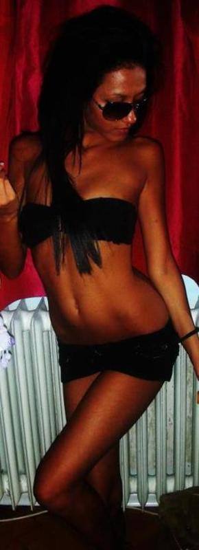 Carmen (27) in California | Local Adult Woman