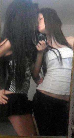 Meet Britney (19) from California | Local Dating Profile