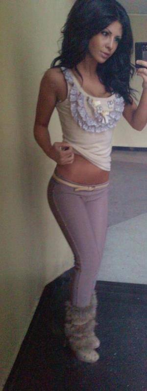 Dahlia, 19, California | Nearby Adult Singles