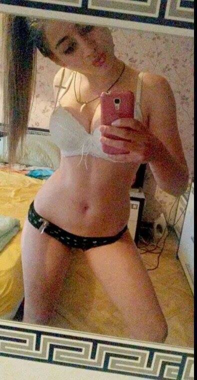 Maci (23) in Connecticut | Local Adult Woman