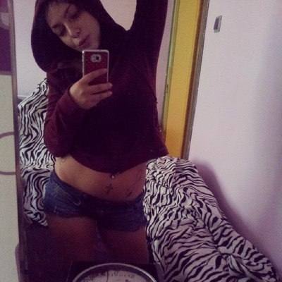 Daniela, 19, California | Nearby Adult Singles