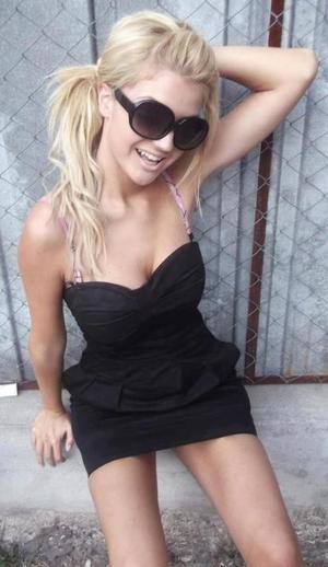 Chat with Ryleigh (29) | Michigan Local Women