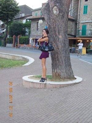 Meet Kari (23) from California | Local Dating Profile