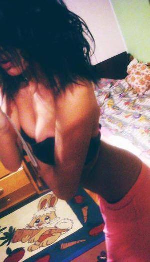 Profile photo for Holly, 23, Columbus, OH adult dating