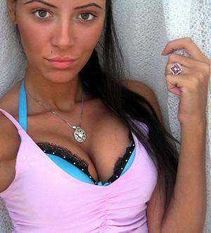 Meet Dominique (28) from Ohio | Local Dating Profile