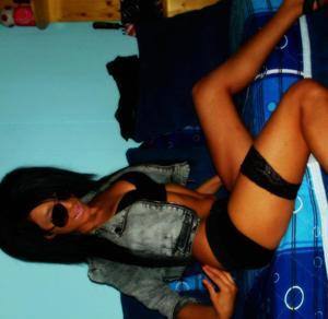 Kanesha (18) in Michigan | Local Adult Woman