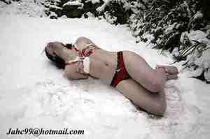 Andrea (30) in Quebec | Local Adult Woman