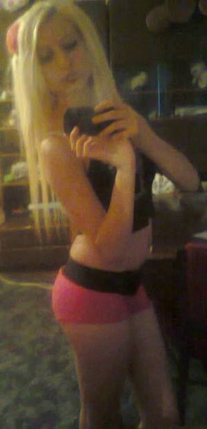 Aryanna, 18, Wisconsin | Nearby Adult Singles