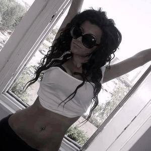 Meet Phoebe (18) from Ohio | Local Dating Profile