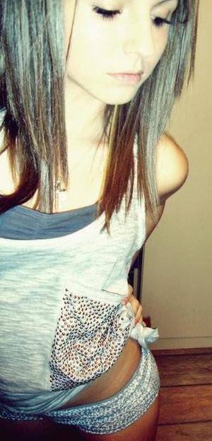 Adult dating profile photo of Tonya (18) in Verona, WI