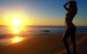 Meet Alyssa (18) from California | Local Dating Profile