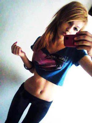 Photo of Esther (24), adult profile in Wisconsin