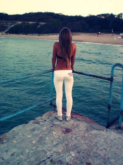 Meet Kati (25) from California | Local Dating Profile