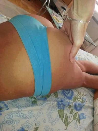 Emely, 27, Florida | Nearby Adult Singles