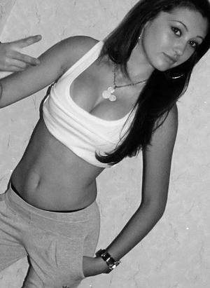 Katelyn, 21, North Carolina | Nearby Adult Singles