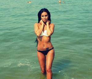 Dana, 19, California | Nearby Adult Singles