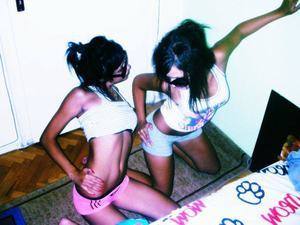 Christine (18) in Virginia | Local Adult Woman