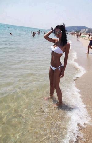 Vivian is a cheater looking for a guy like you!