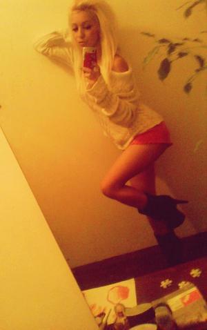 Mikaela from California is DTF, are you?