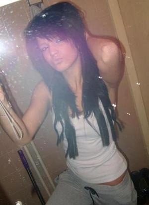 Looking for local cheaters? Take Evelyn from West Virginia home with you