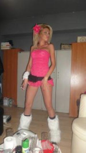 Georgette from Yuma, Tennessee is looking for adult webcam chat