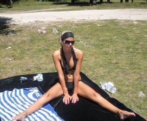 Aubree from Rhode Island is interested in nsa sex with a nice, young man
