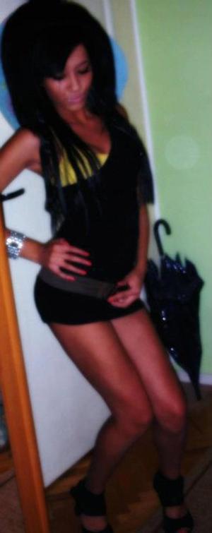 Dayana from Texas is interested in nsa sex with a nice, young man