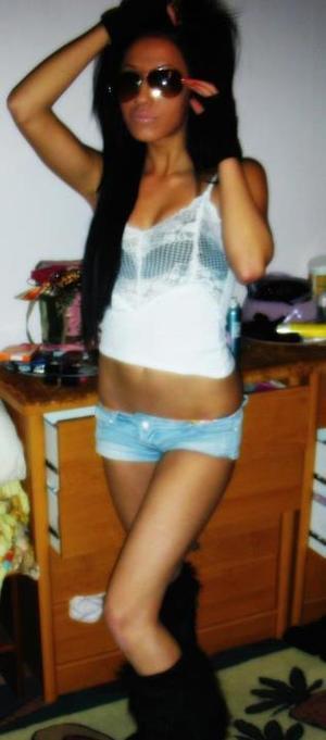 Juana from Utah is interested in nsa sex with a nice, young man