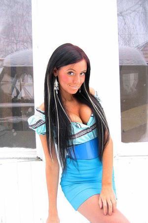 Looking for local cheaters? Take Yaritza from Florida home with you