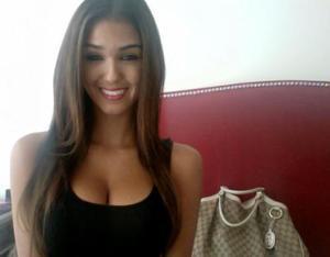 Genesis from California is looking for adult webcam chat