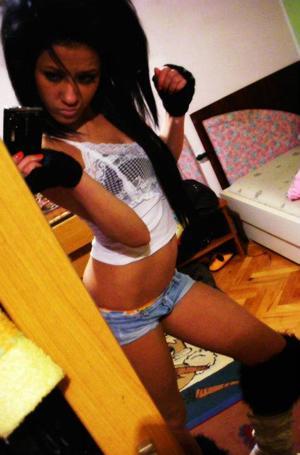 Ivonne from  is looking for adult webcam chat