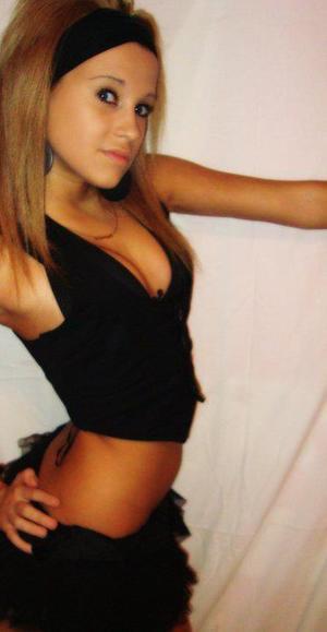 Finding a fuck buddy like Kayley from Tennessee has never been easier