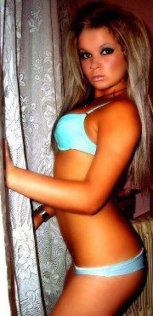 Finding a fuck buddy like Shana from Rhode Island has never been easier