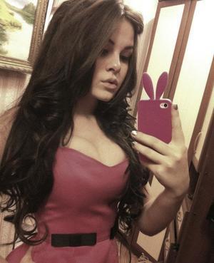 Autumn is a cheater looking for a guy like you!