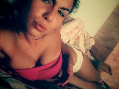 Looking for local cheaters? Take Emilia from Texas home with you