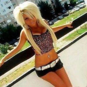 Meet local singles like Aliya from Washington who want to fuck tonight