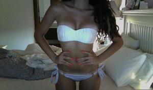 Finding a fuck buddy like Sanaa from Wisconsin has never been easier