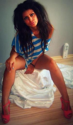 Scarlett from Florida is DTF, are you?