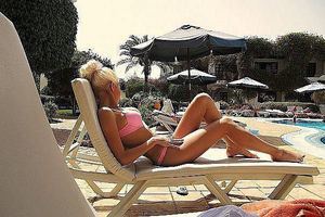 Mia from West Virginia is looking for adult webcam chat