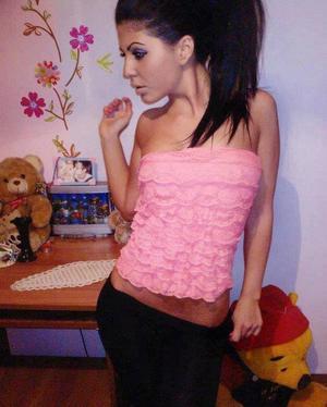 Meet local singles like Riya from California who want to fuck tonight