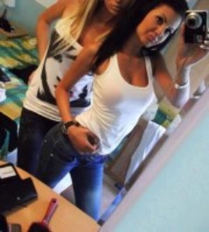Meet local singles like Valery from Indiana who want to fuck tonight