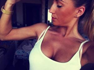 Leeann from Raymond, South Dakota is looking for adult webcam chat