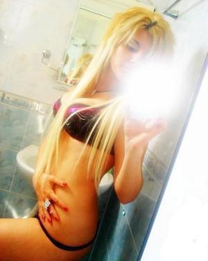 Kaya from Pennsylvania is looking for adult webcam chat