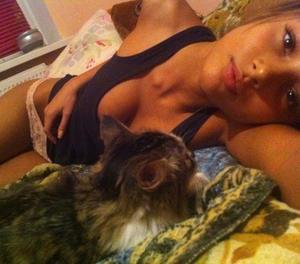 Suanne from  is looking for adult webcam chat