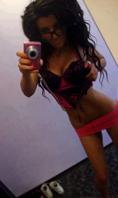 Looking for local cheaters? Take Connie from Utah home with you