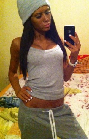 Finding a fuck buddy like Kimberlee from California has never been easier
