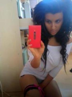 Looking for local cheaters? Take Lea from Arizona home with you
